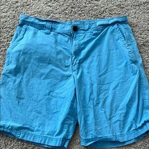 Columbia men’s bright blue Shorts